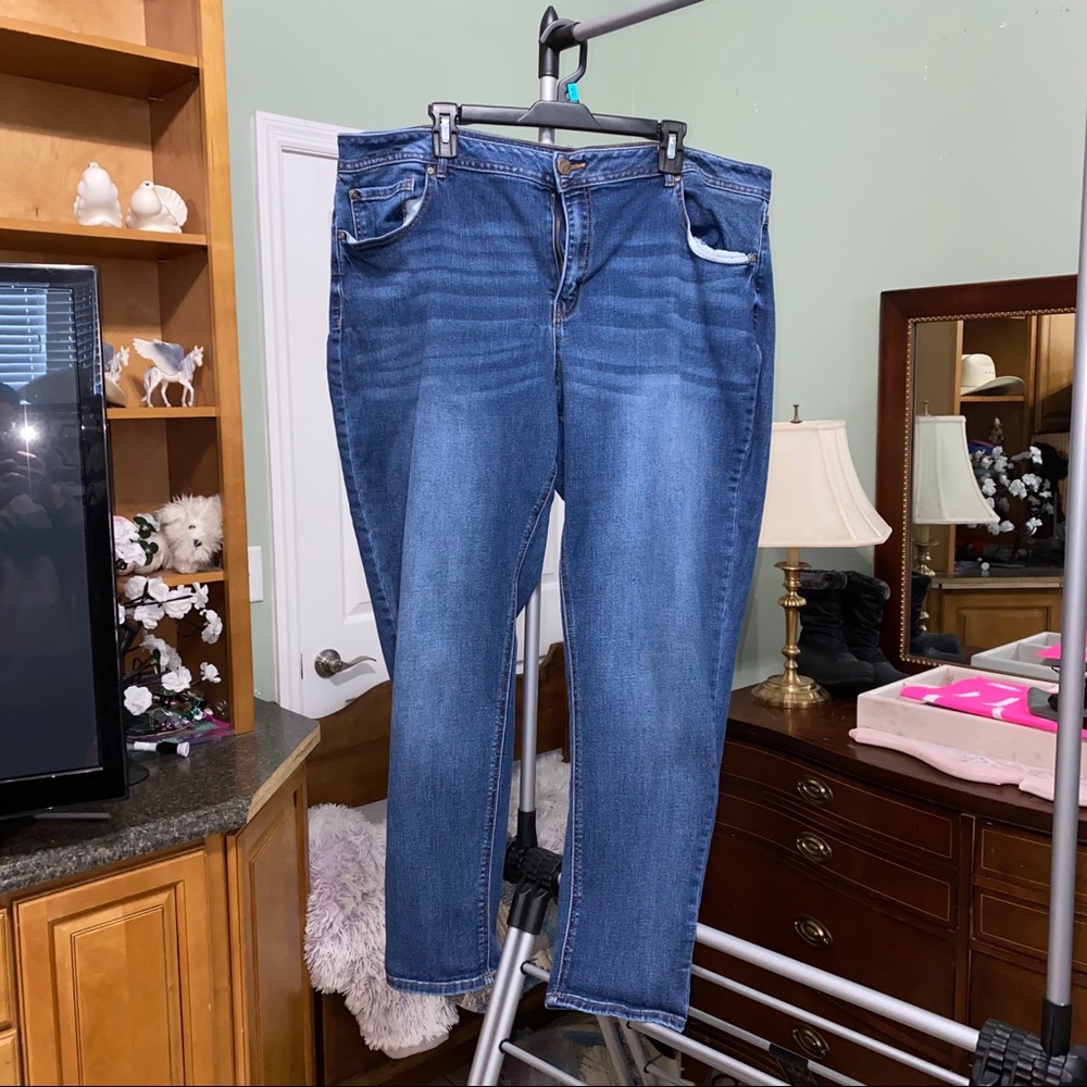Straight cut jeans